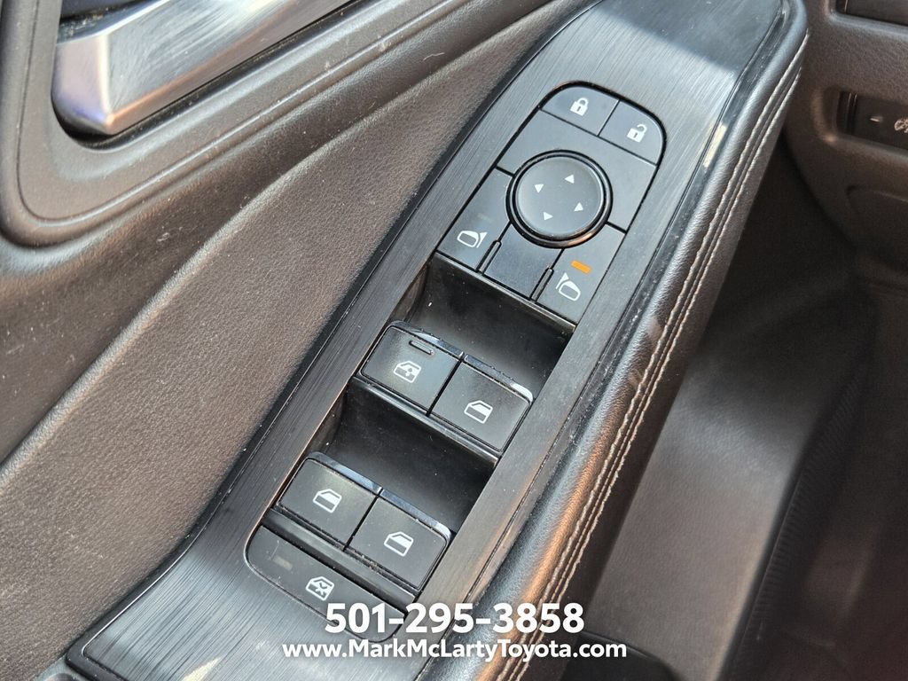 Used 2024 Nissan Rogue SV w/ SV Premium Package FWD image 26