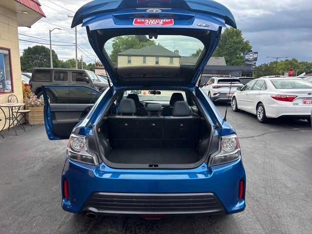 Used 2014 Scion tC FWD image 17
