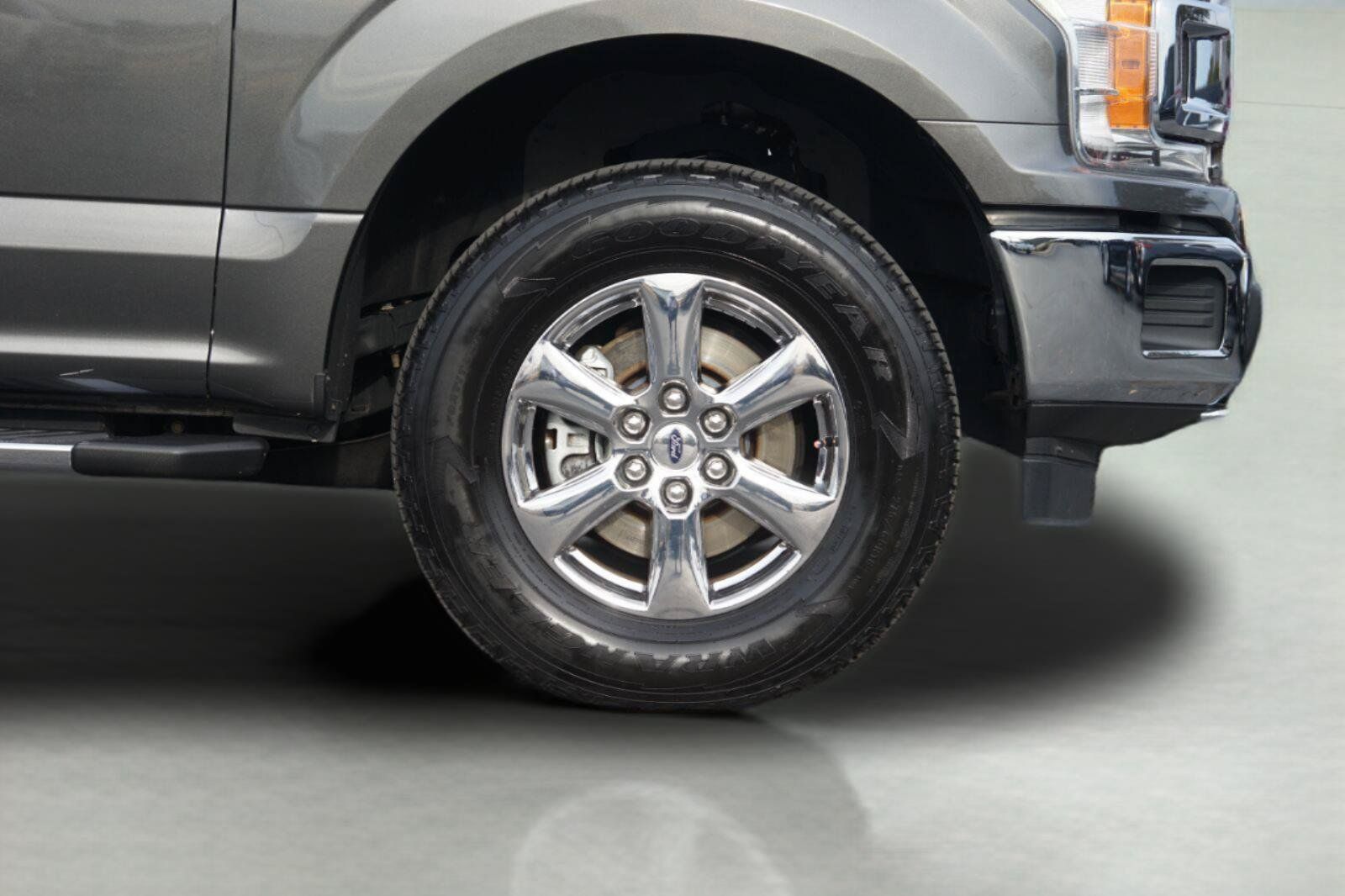 Used 2018 Ford F150 XLT w/ Equipment Group 301A Mid AWD/4WD image 4