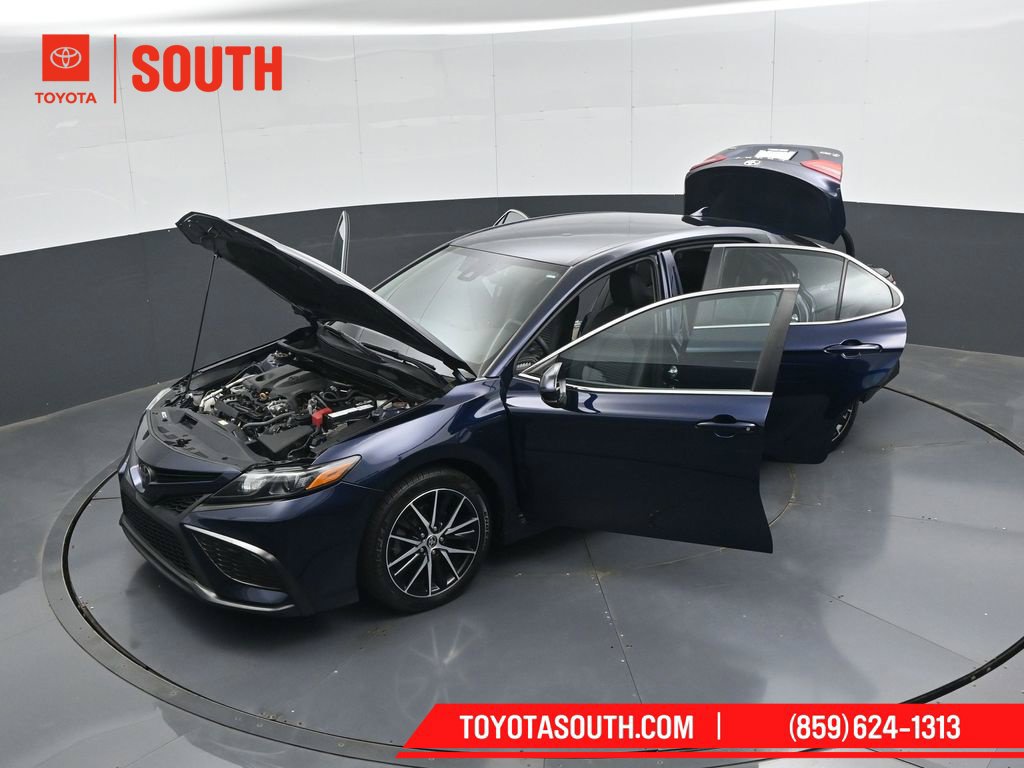 Used 2021 Toyota Camry SE FWD image 51