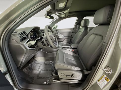 New 2025 Audi Q3 2.0T Premium image 20