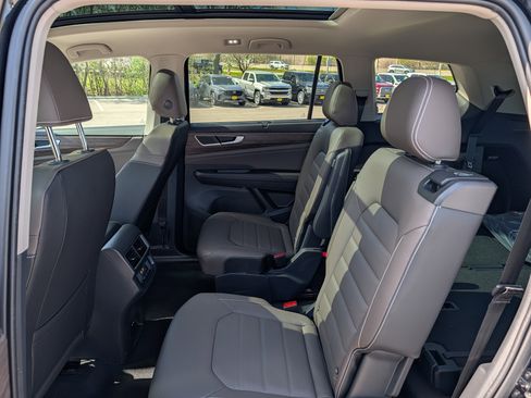 New 2026 Volkswagen Atlas SEL AWD/4WD image 6