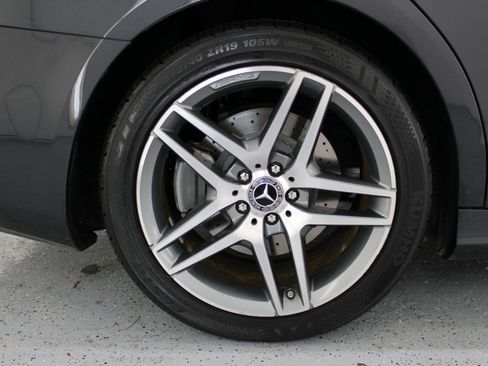 Used 2018 Mercedes-Benz S 560 Sedan image 93