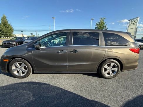 Used 2018 Honda Odyssey EX image 7