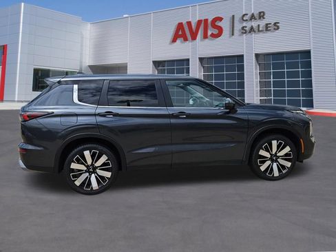 Used 2025 Mitsubishi Outlander SE AWD/4WD image 7