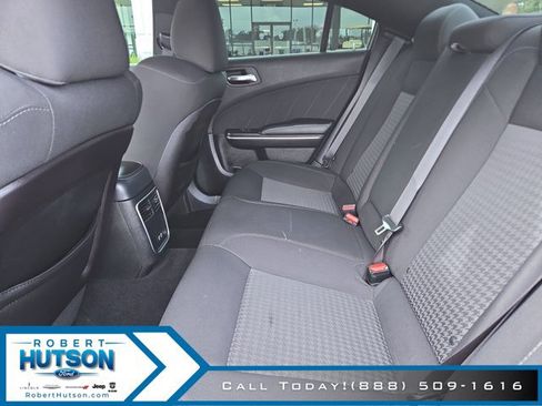 Used 2019 Dodge Charger Scat Pack w/ Dynamics Package RWD image 20