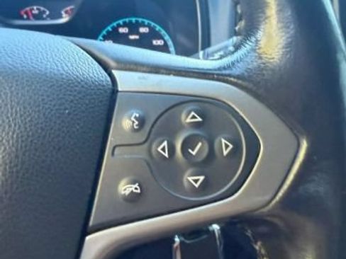 Used 2016 Chevrolet Colorado Z71 AWD/4WD image 17