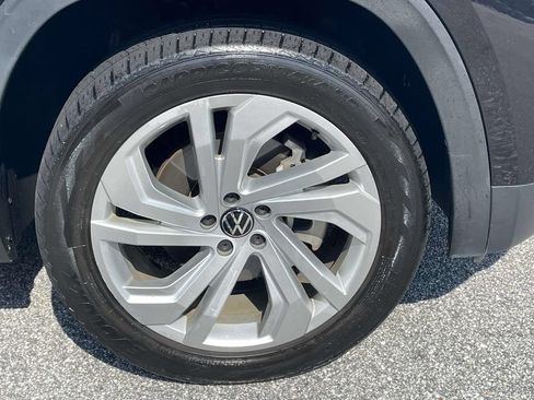 Used 2022 Volkswagen Atlas SE w/ Panoramic Sunroof Package AWD/4WD image 7
