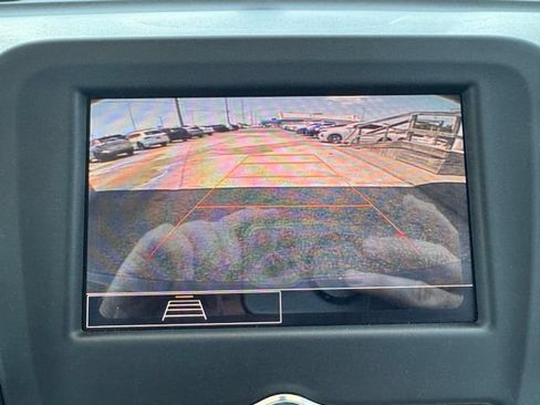 Used 2023 Chevrolet Equinox LT FWD image 10