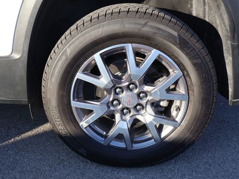 Used 2021 GMC Acadia SLT w/ Premium Package image 48