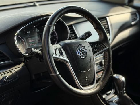 Used 2018 Buick Encore Preferred FWD image 5
