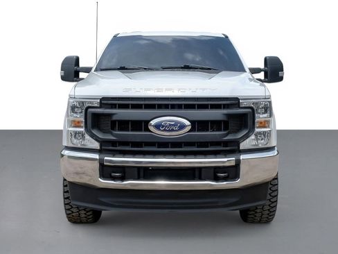 Used 2020 Ford F250 XL w/ Power Equipment Group AWD/4WD image 3