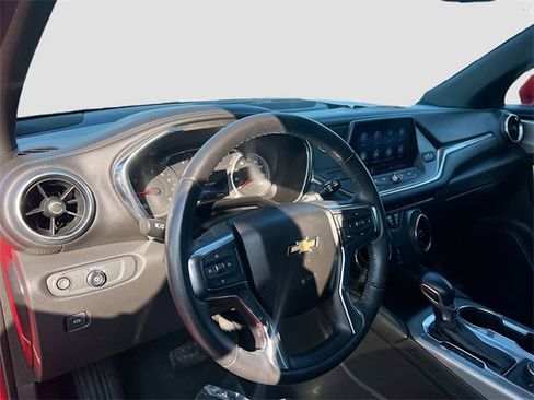 Used 2019 Chevrolet Blazer LT image 9