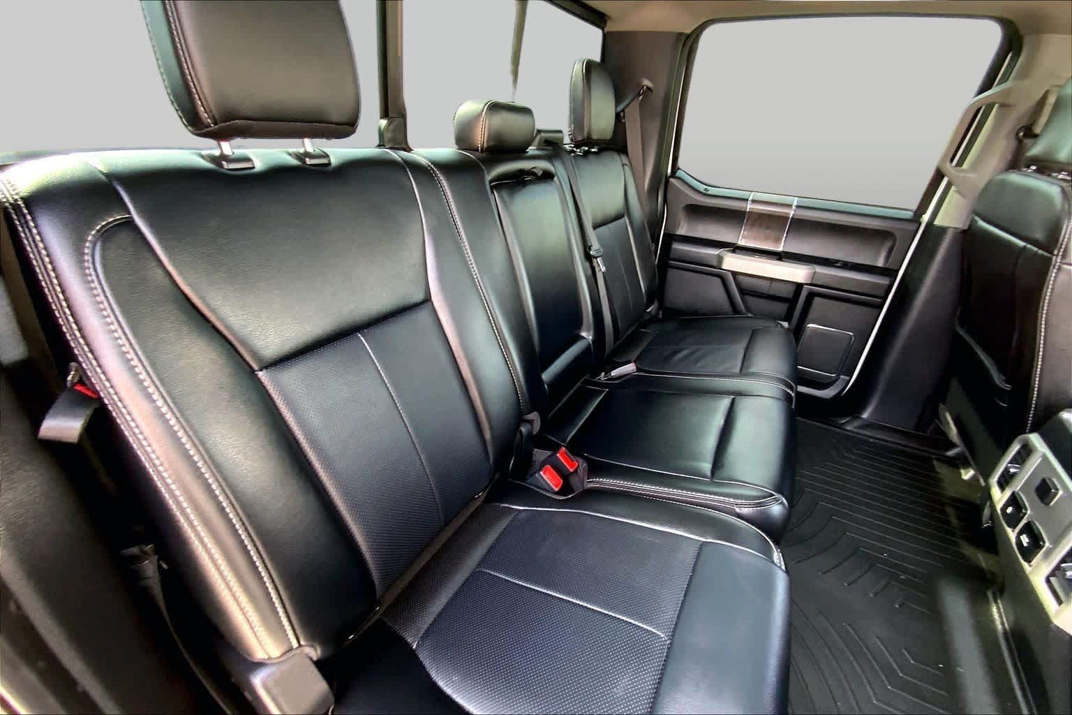 Used 2020 Ford F250 Lariat w/ Lariat Ultimate Package AWD/4WD image 18