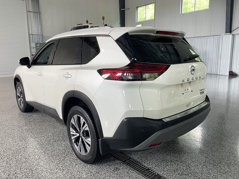 Used 2021 Nissan Rogue SV w/ Premium Package AWD/4WD image 15