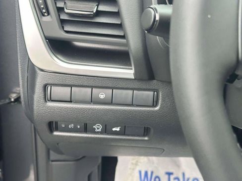Used 2026 Nissan Rogue SV w/ Cold Weather Package AWD/4WD image 20