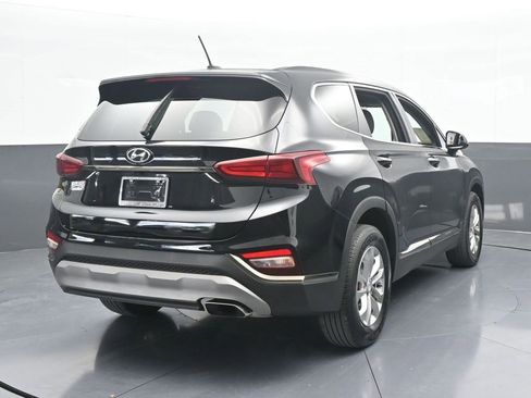 Used 2019 Hyundai Santa Fe SE w/ Cargo Package image 5