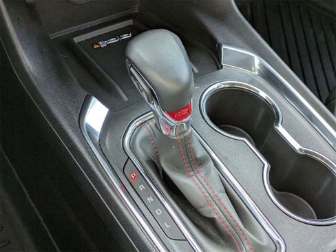 Used 2023 Chevrolet Traverse RS image 26