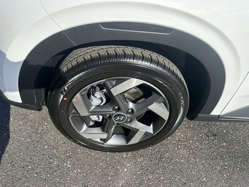 New 2026 Hyundai Venue SEL FWD image 17