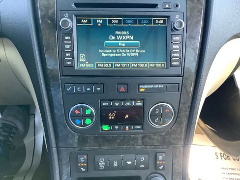 Used 2012 GMC Acadia Denali AWD/4WD image 19