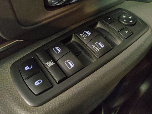Used 2019 RAM 1500 Warlock RWD image 27