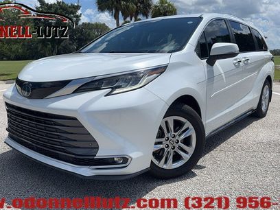 Used 2022 Toyota Sienna Limited