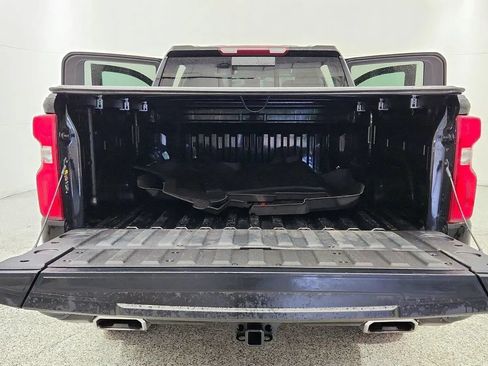 Used 2025 Chevrolet Silverado 1500 LT Trail Boss w/ Convenience Package II AWD/4WD image 41