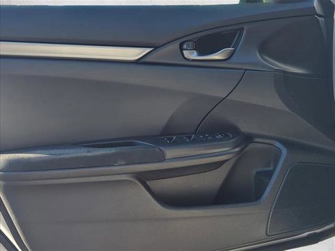 Used 2018 Honda Civic Sport image 18