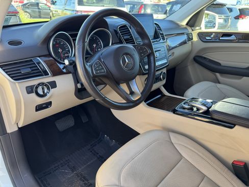 Used 2018 Mercedes-Benz GLE 350 image 17