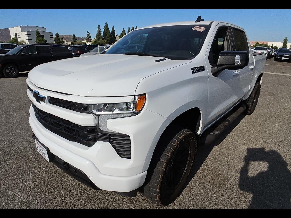 Used 2024 Chevrolet Silverado 1500 RST AWD/4WD image 1