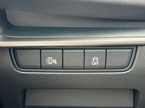 Certified 2025 MAZDA MAZDA3 s Sport image 29