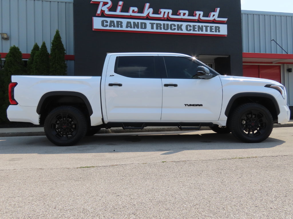 Used 2023 Toyota Tundra SR5 w/ SR5 Convenience Package AWD/4WD image 3