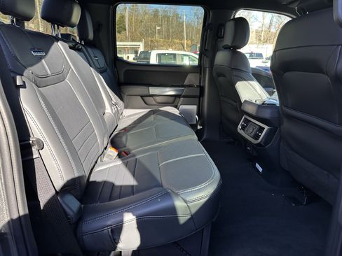 Used 2025 Ford F250 Platinum w/ Tremor Off-Road Package image 17