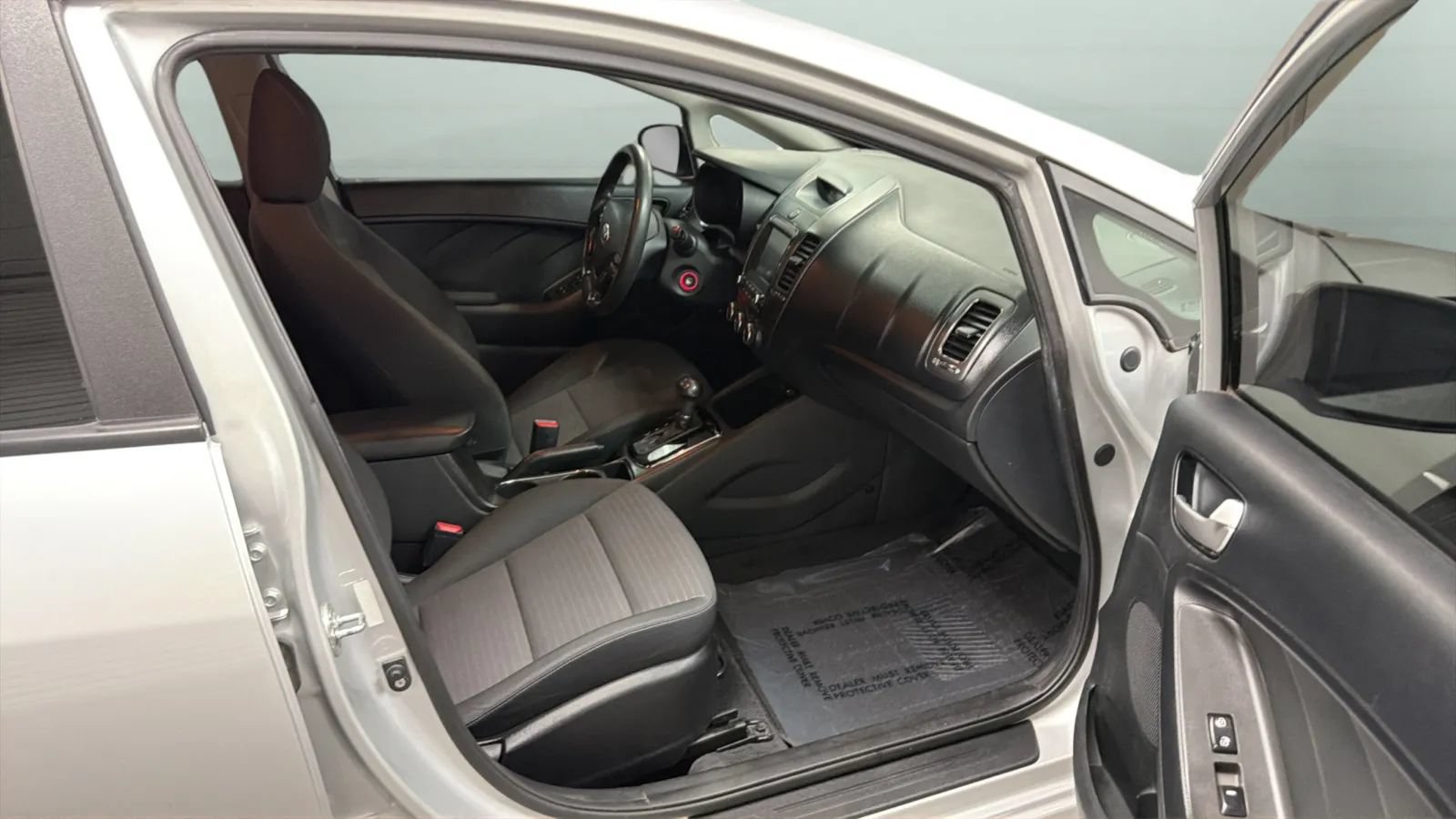 Used 2018 Kia Forte LX w/ LX Popular Package FWD image 21