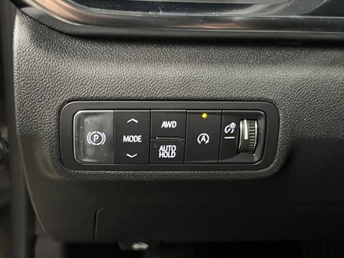 New 2025 GMC Terrain Elevation w/ Technology Package II image 15