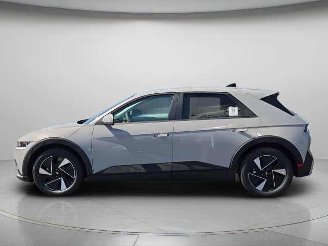New 2027 Hyundai Ioniq 5 SE RWD image 2