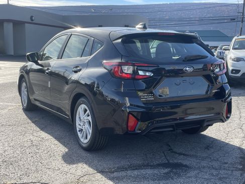 Used 2025 Subaru Impreza 2.0i image 6