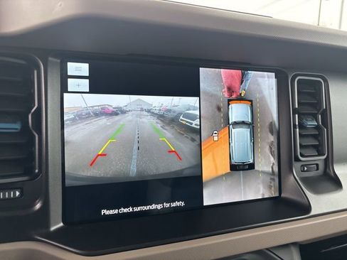 Used 2021 Ford Bronco Wildtrak image 36