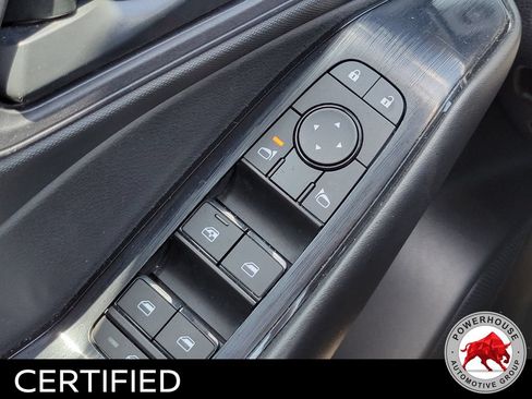 Used 2024 Nissan Rogue S FWD image 24
