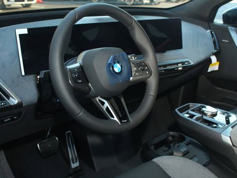 New 2026 BMW iX xDrive60 w/ M Sport Package image 11