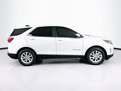Used 2021 Chevrolet Equinox LT FWD image 10