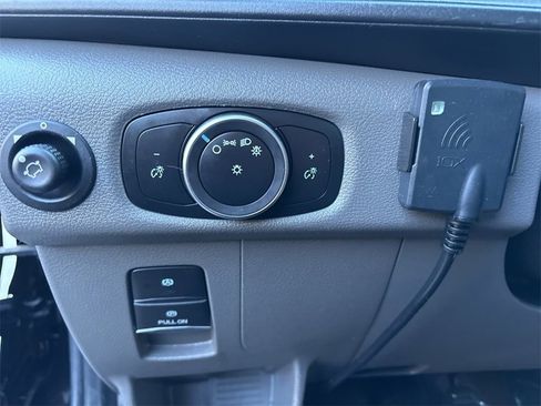 Used 2022 Ford Transit 250 Base image 16