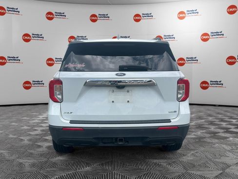 Used 2020 Ford Explorer XLT w/ Class III Trailer Tow Package AWD/4WD image 4