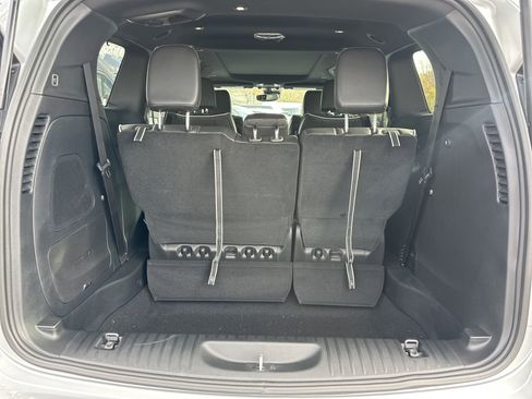 New 2026 Chrysler Pacifica Limited image 15