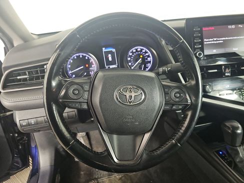 Used 2021 Toyota Camry SE FWD image 14
