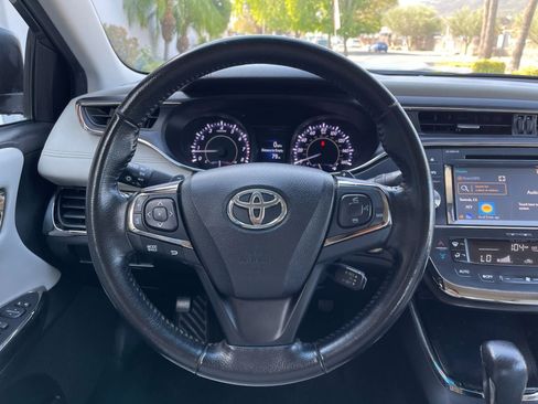 Used 2016 Toyota Avalon XLE FWD image 11