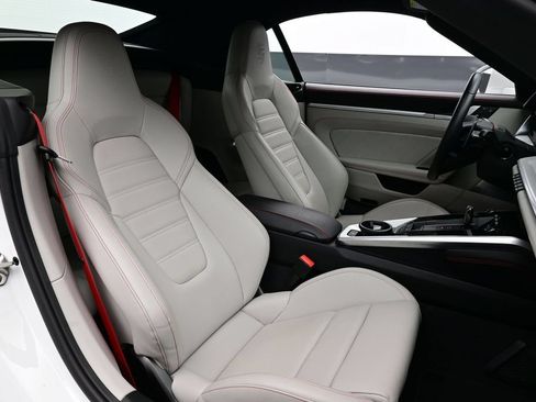 Certified 2024 Porsche 911 Turbo AWD/4WD image 9