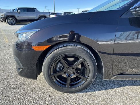 Used 2018 Honda Civic LX image 2