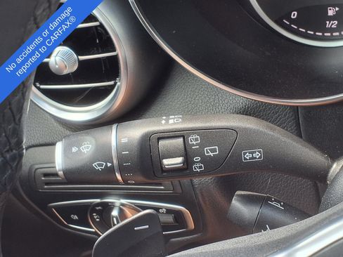 Used 2021 Mercedes-Benz GLC 300 image 23