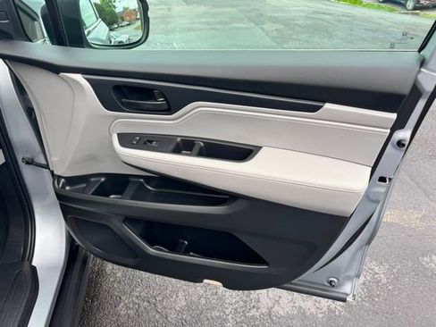 Used 2023 Honda Odyssey EX-L image 20